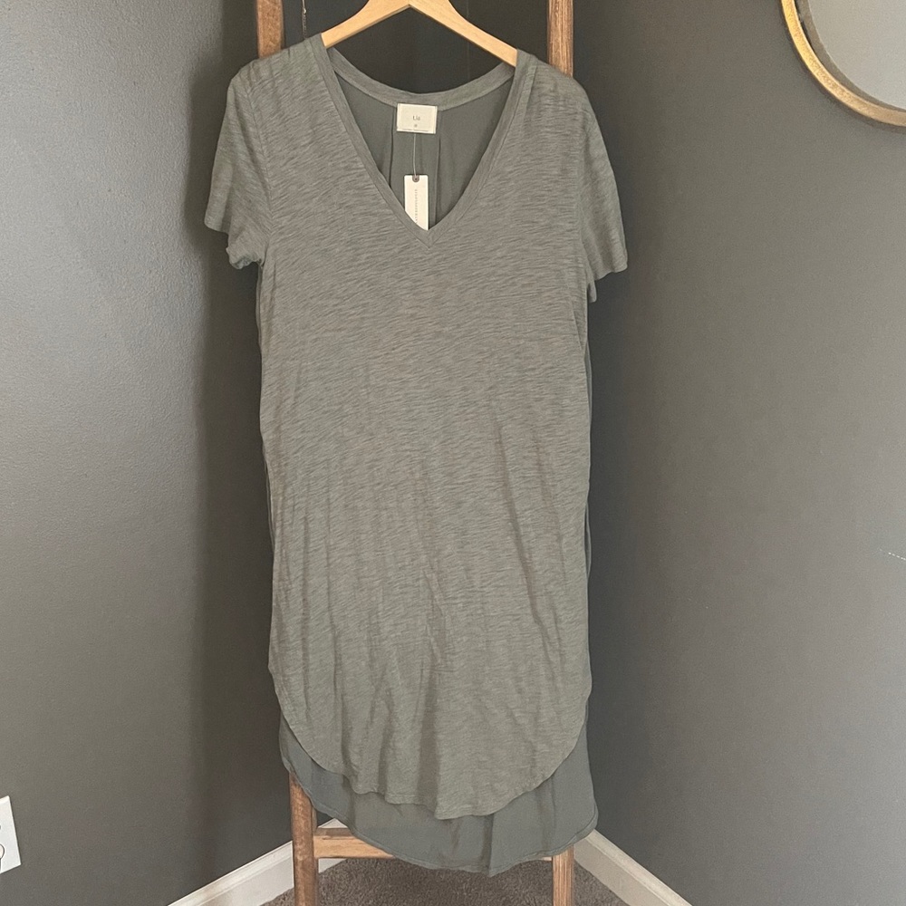 Anthropologie tunic shirt
